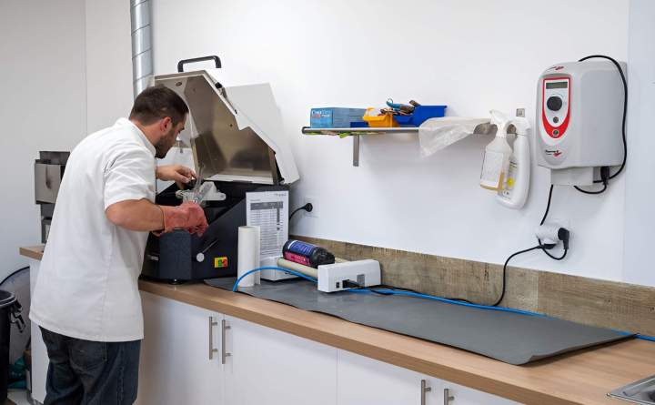 Technicien laboratoire dentaire Ajaccio